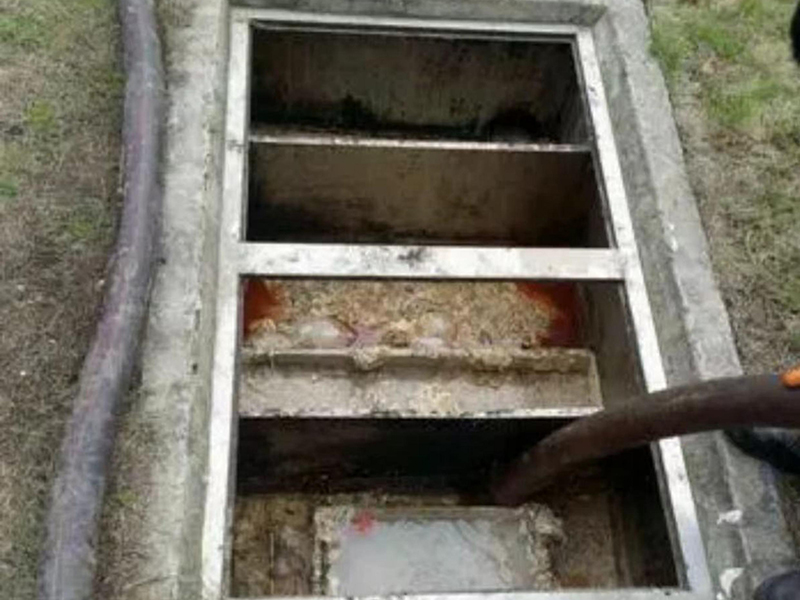 长阳隔油池清理